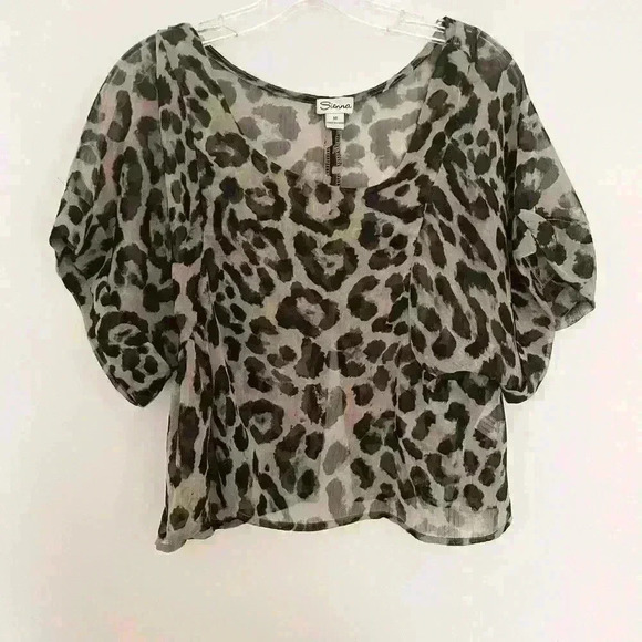 Sienna Womens Lightweight Blouse Top Semi Crop Top Leopard Print Size Medium - Picture 6 of 7